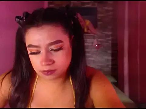 katrinawillff from StripChat is Freechat