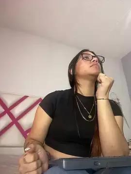 Katy_18 from StripChat is Freechat