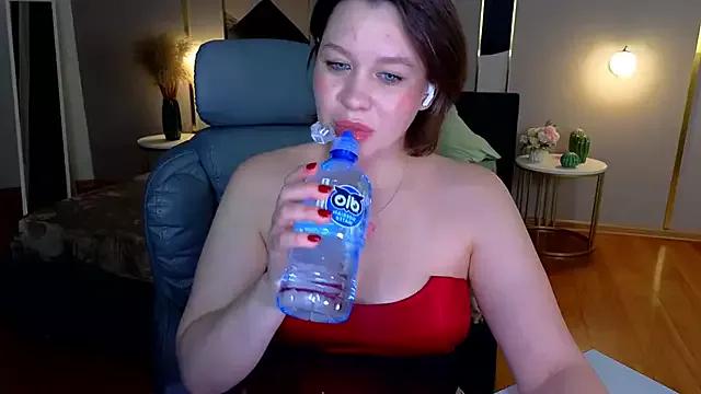 katy__moonj from StripChat is Freechat