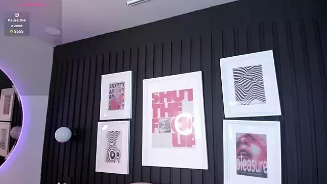 Check-out our cam rooms range and converse on a personal level with our delicious livecams streamers, showing off their spicy curves and toys.