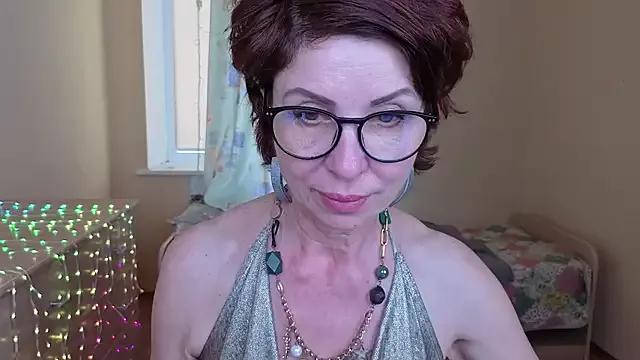 Kelly_Fleur from StripChat is Freechat