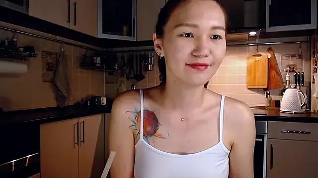 Kelly_Yon from StripChat is Freechat