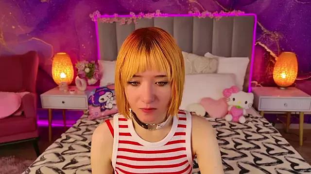 Check-out our cam rooms range and converse on a personal level with our delicious livecams streamers, showing off their spicy curves and toys.