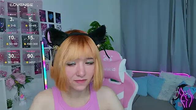 Ketrin_Jones from StripChat is Freechat