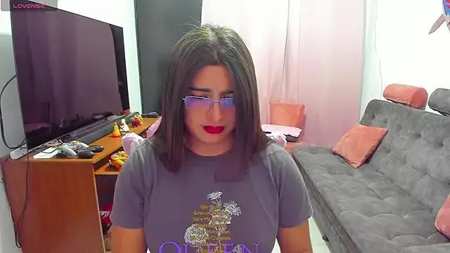 Khalifa_Gold from StripChat is Freechat