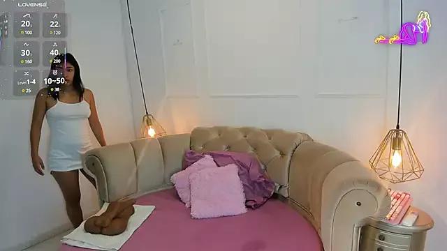 khloeblake from StripChat is Freechat