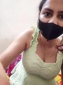KIARA_SEXY from StripChat is Freechat