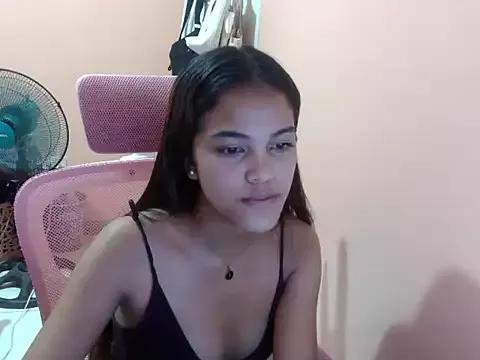 kimmy_kate from StripChat is Freechat