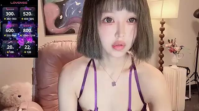 kiraa-0051 from StripChat is Freechat