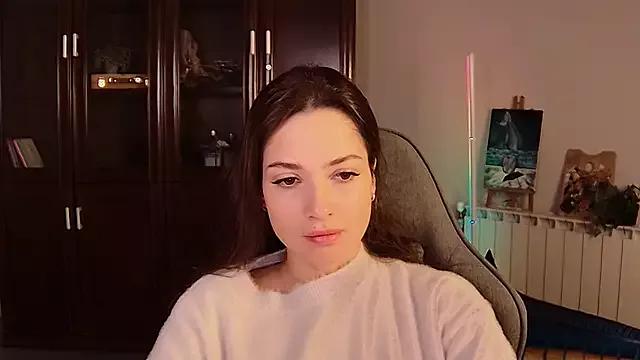 KiraVair from StripChat is Freechat