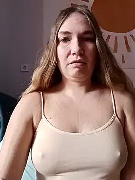 KisaVixen from StripChat is Freechat