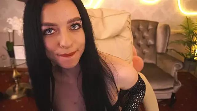 KitnissKiss from StripChat is Freechat