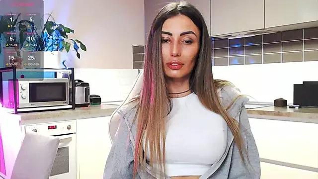 KittySalma from StripChat is Freechat