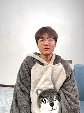 KK-cuteboy from StripChat is Freechat