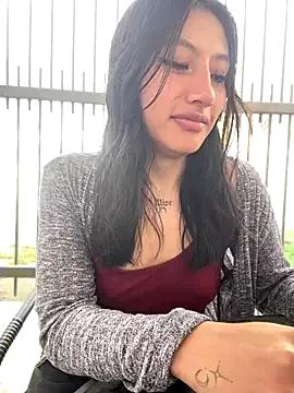 KloePink_ from StripChat is Freechat