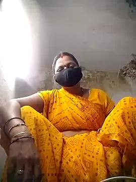 Km_pooja from StripChat is Freechat
