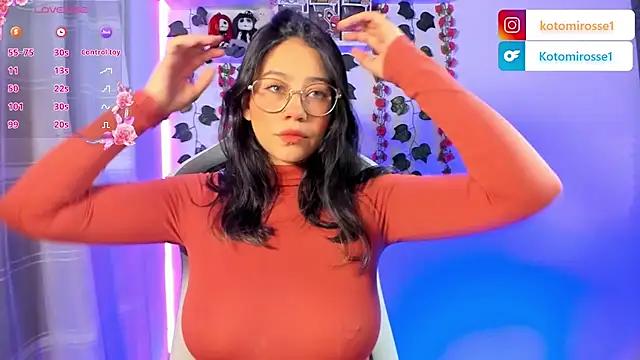 Check-out our cam rooms range and converse on a personal level with our delicious livecams streamers, showing off their spicy curves and toys.