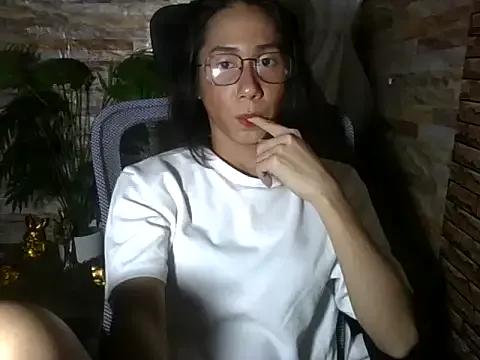 Krishellemoorree from StripChat is Freechat