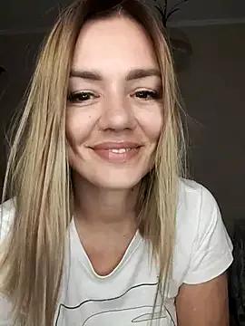 KrissSexi from StripChat is Freechat