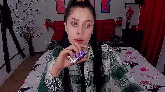 KristinaMoonX from StripChat is Freechat
