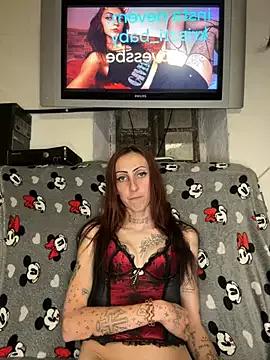 kriszy_baby from StripChat is Freechat