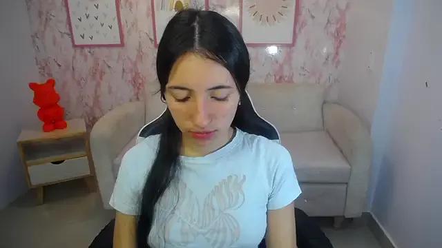 Kylie_ch1 from StripChat is Freechat