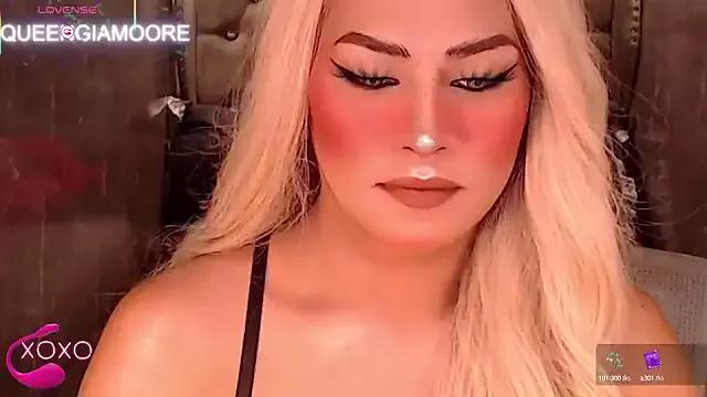Lady_Giamoore from StripChat is Freechat