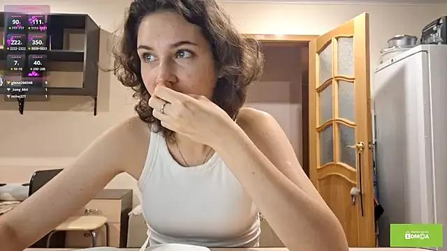 lady_linaa from StripChat is Freechat