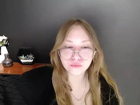 lady_minx from StripChat is Freechat