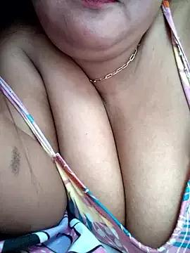 lady_rosie from StripChat is Freechat