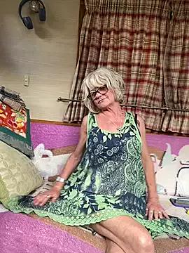 ladyboatlady from StripChat is Freechat