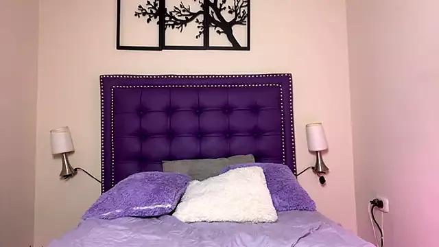 lailastorm_ from StripChat is Freechat