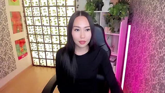 Lalisa_Black from StripChat is Freechat