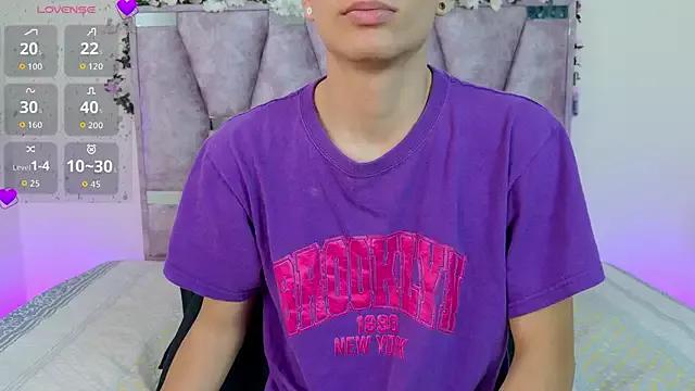 lana_and_liam_ from StripChat is Freechat