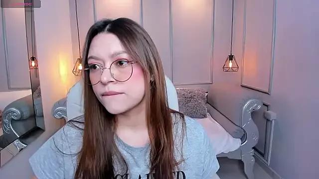 Lanna18 from StripChat is Freechat