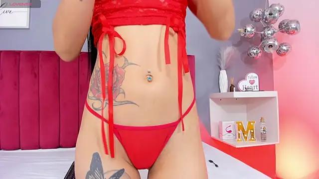 Check-out our cam rooms range and converse on a personal level with our delicious livecams streamers, showing off their spicy curves and toys.
