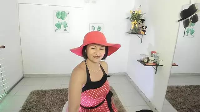 Latin_Lola from StripChat is Freechat