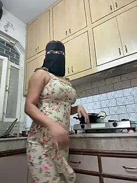 latinabhabi from StripChat is Freechat