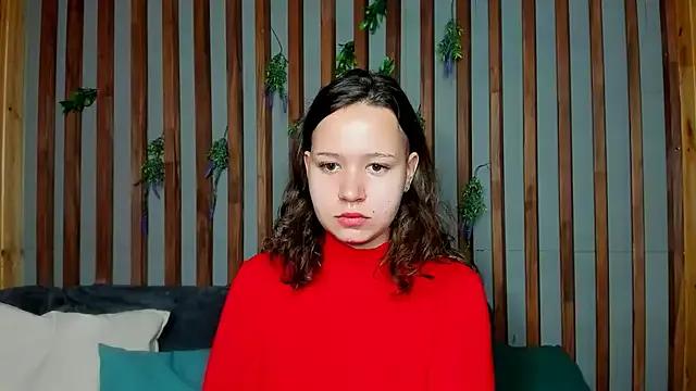 Laura_Ellinss from StripChat is Freechat