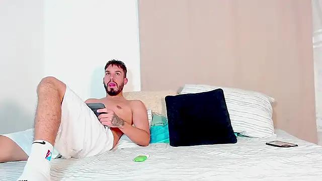 Check-out our cam rooms range and converse on a personal level with our delicious livecams streamers, showing off their spicy curves and toys.