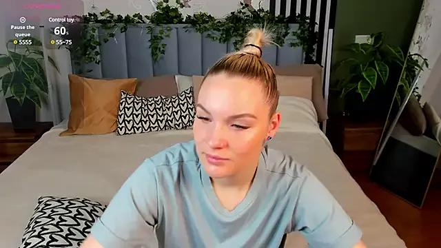 Leia_Rose from StripChat is Freechat
