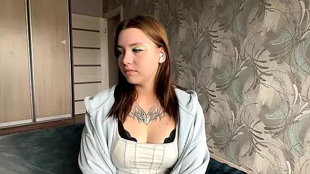 LeonorLovLu from StripChat is Freechat