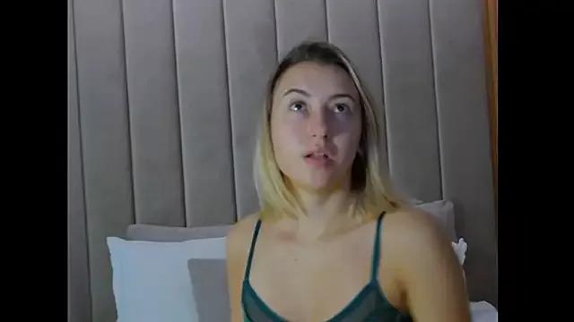 LexiRussell from StripChat is Freechat
