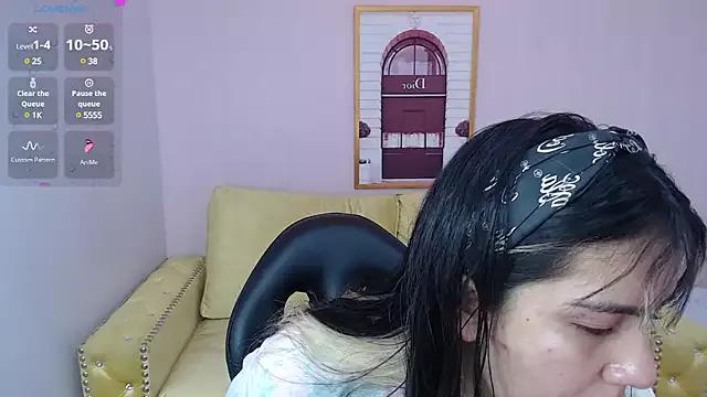 Lia_hank13_ch from StripChat is Freechat