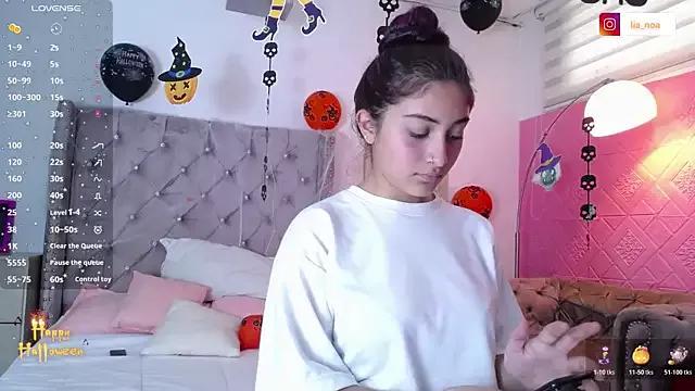 Lia_Teen from StripChat is Freechat