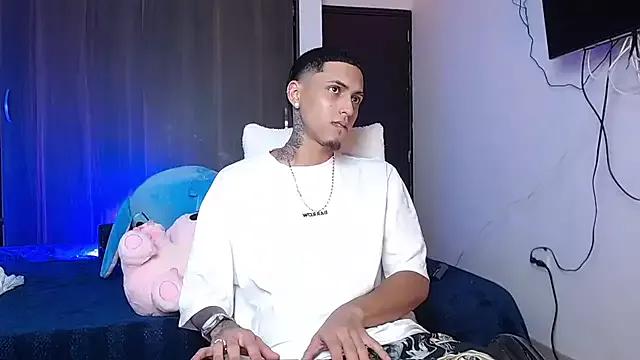 Liam_lee from StripChat is Freechat