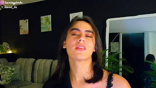 Liam_Taylor from StripChat is Freechat