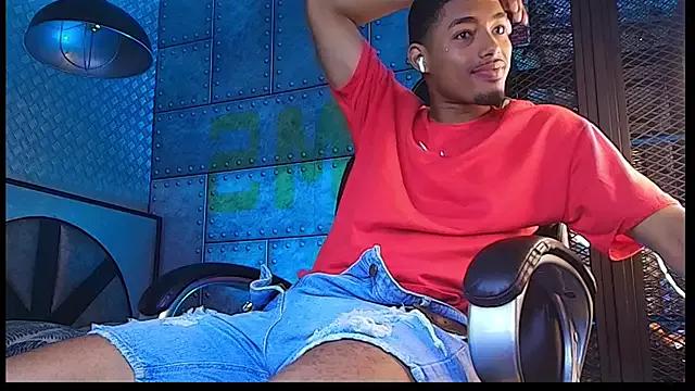 LiamByrne from StripChat is Freechat