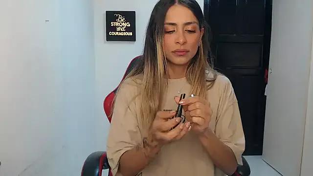 Check-out our cam rooms range and converse on a personal level with our delicious livecams streamers, showing off their spicy curves and toys.