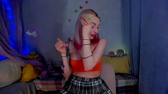 Check-out our cam rooms range and converse on a personal level with our delicious livecams streamers, showing off their spicy curves and toys.
